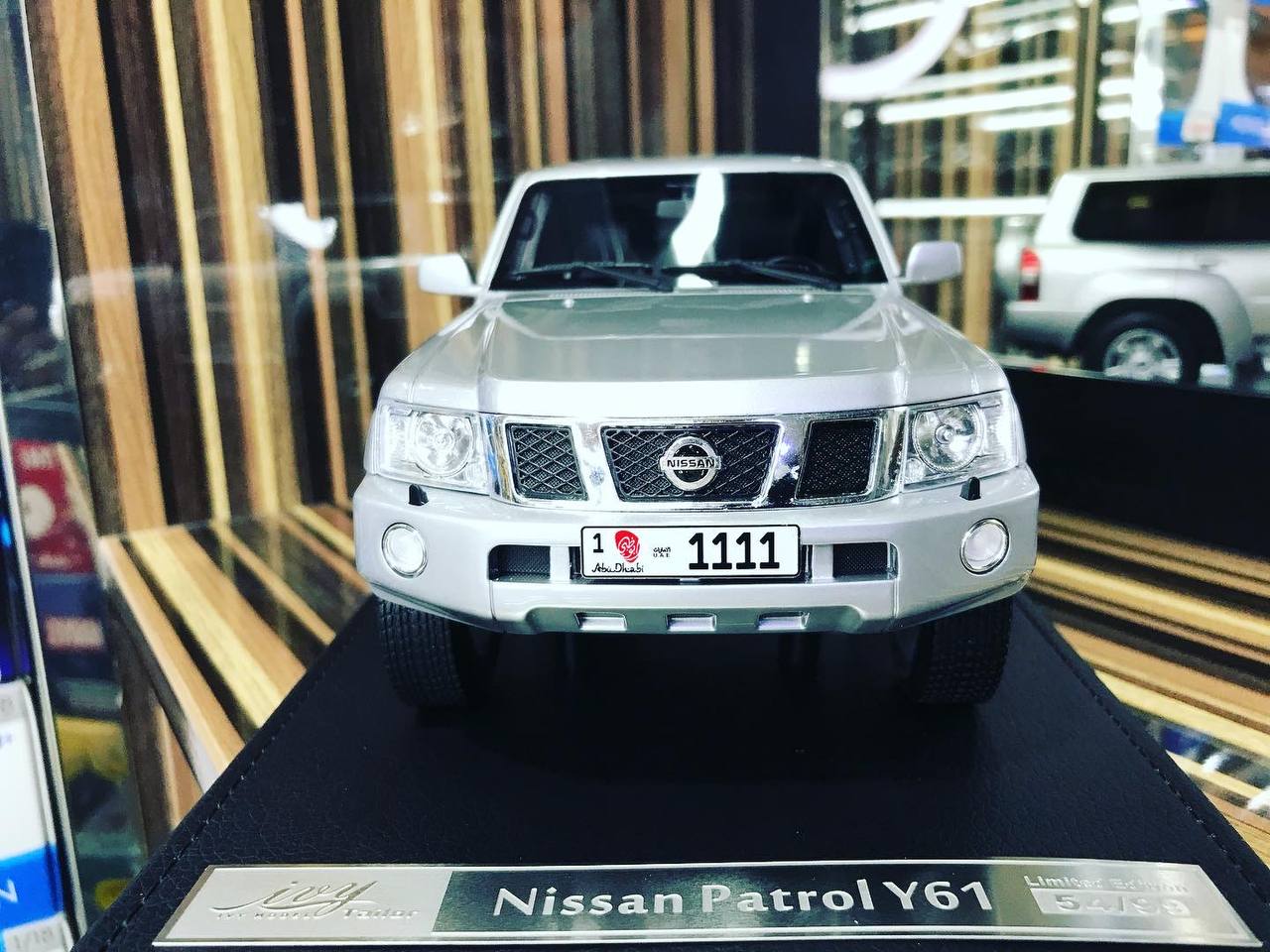 1/18 Diecast Nissan Patrol Safari Silver IVY Models Scale Model Car