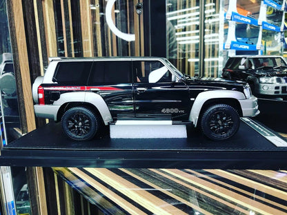 1/18 Diecast Nissan Patrol Super Safari Black IVY Models Scale Model Car