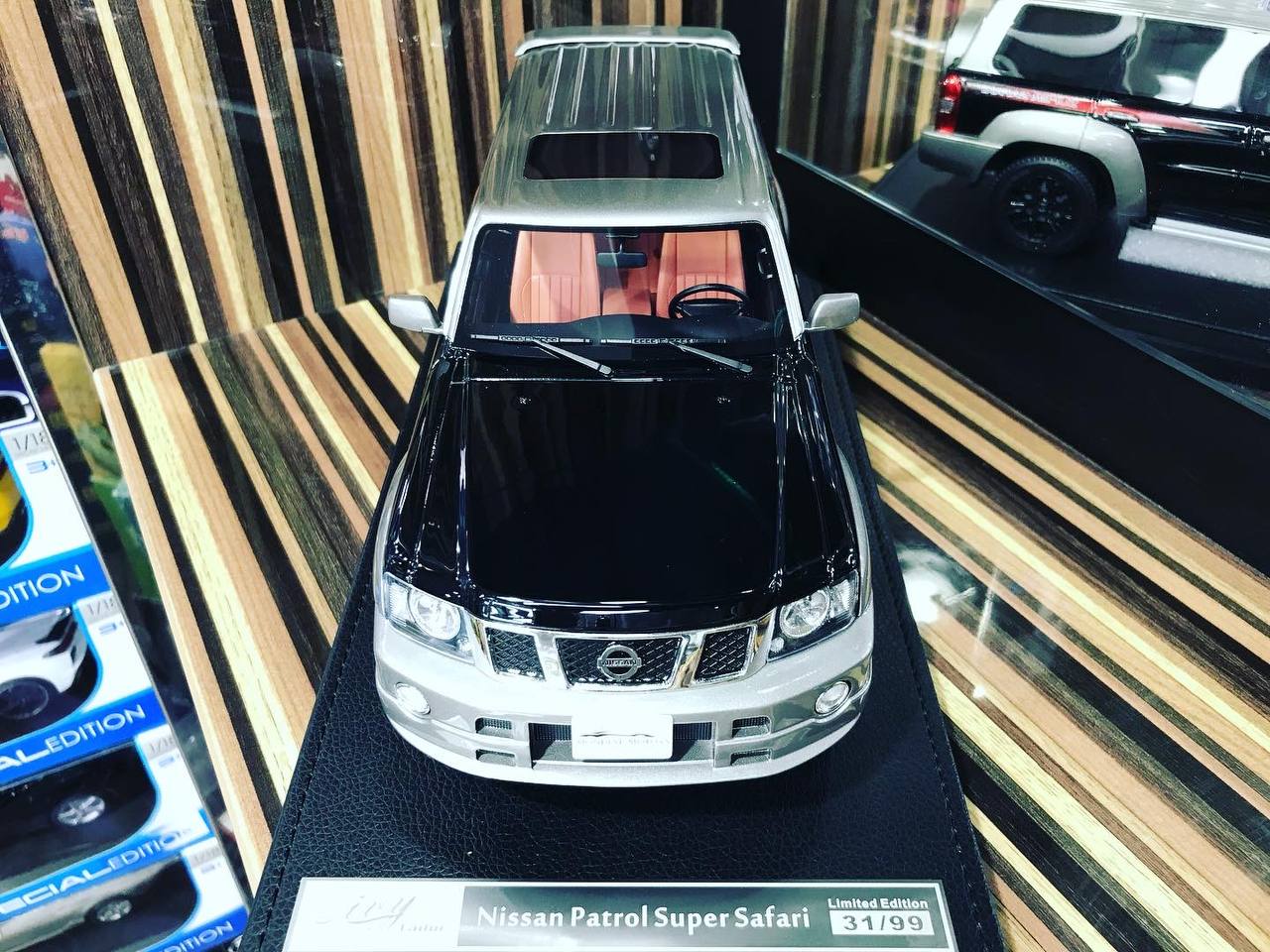 1/18 Diecast Nissan Patrol Super Safari Black IVY Models Scale Model Car