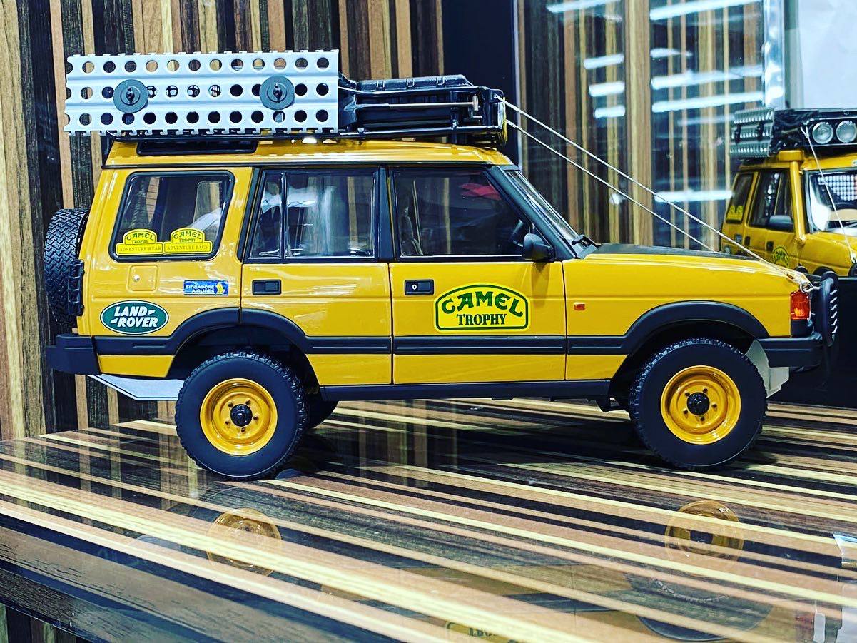1/18 Diecast Land Rover Discovery Series 1 "Camel Trophy Kalimantan 1996" Almost Real Scale Model Car