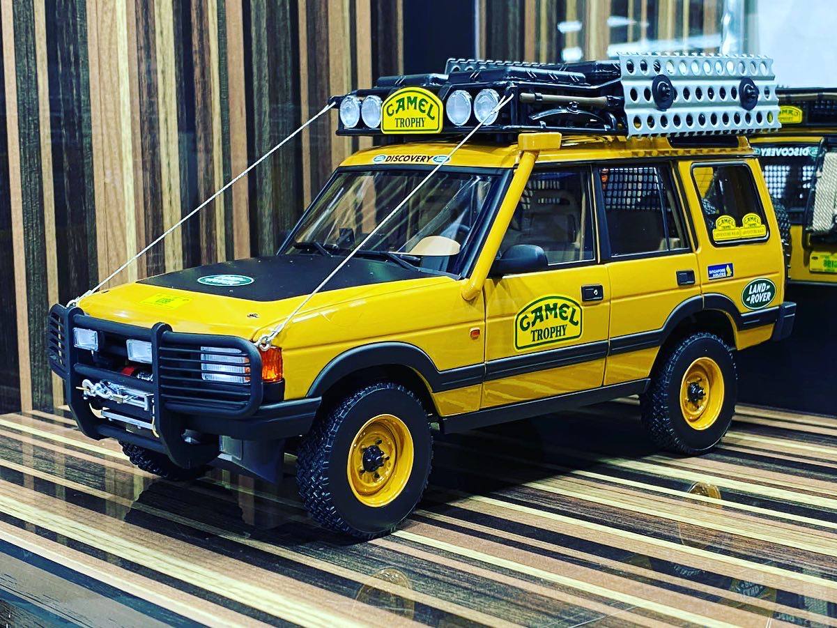 1/18 Diecast Land Rover Discovery Series 1 "Camel Trophy Kalimantan 1996" Almost Real Scale Model Car