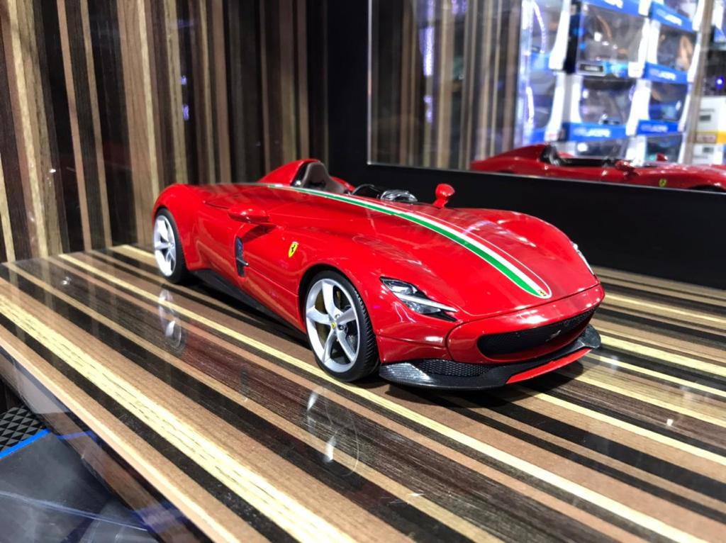 1/18 Diecast Ferrari Monza SP1 Red Bburago Scale Model Car