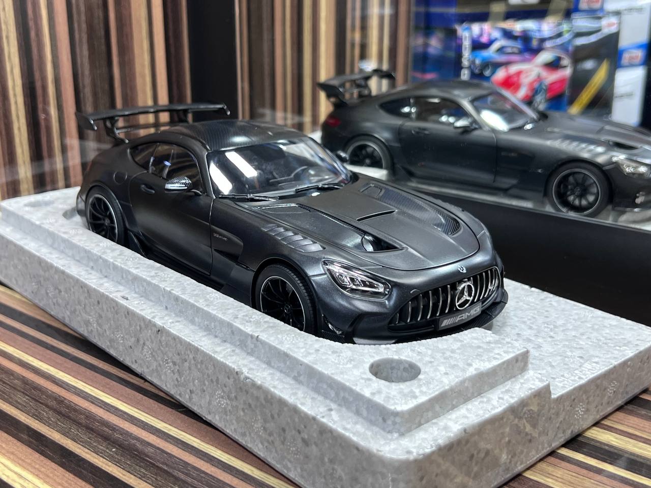 1/18 Diecast Mercedes-Benz GT Black Series Black Norev Scale Model Car