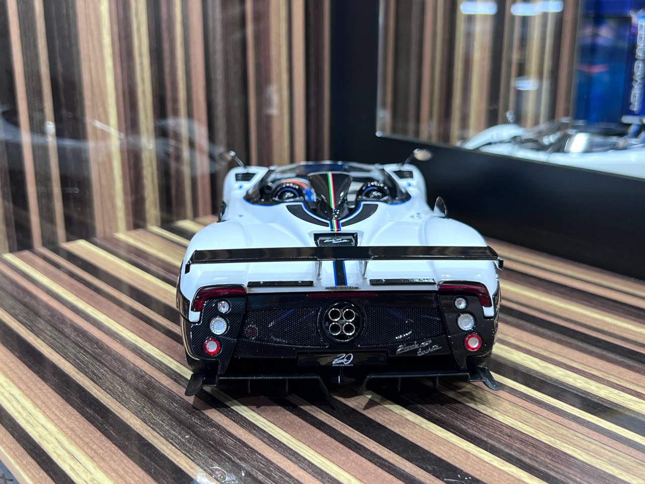 Pagani Zonda HP LCD