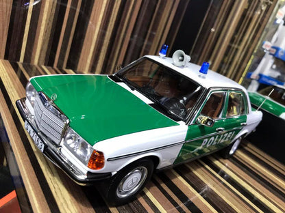 1/18 Diecast Mercedes-Benz 200 Polizei White & Green Norev Scale Model Car