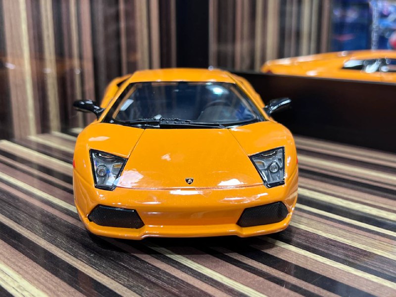 1/18 Diecast Lamborghini Murcielago LP640 Orange Miniature Model Car by Maisto