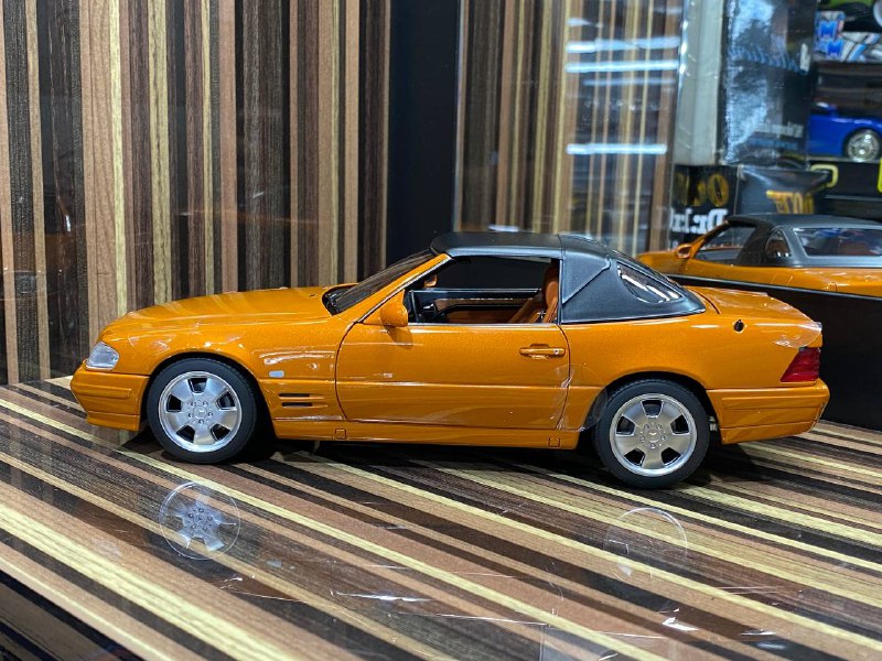 1/18 Diecast Mercedes-Benz SL 500 1999 Norev Scale Model Car