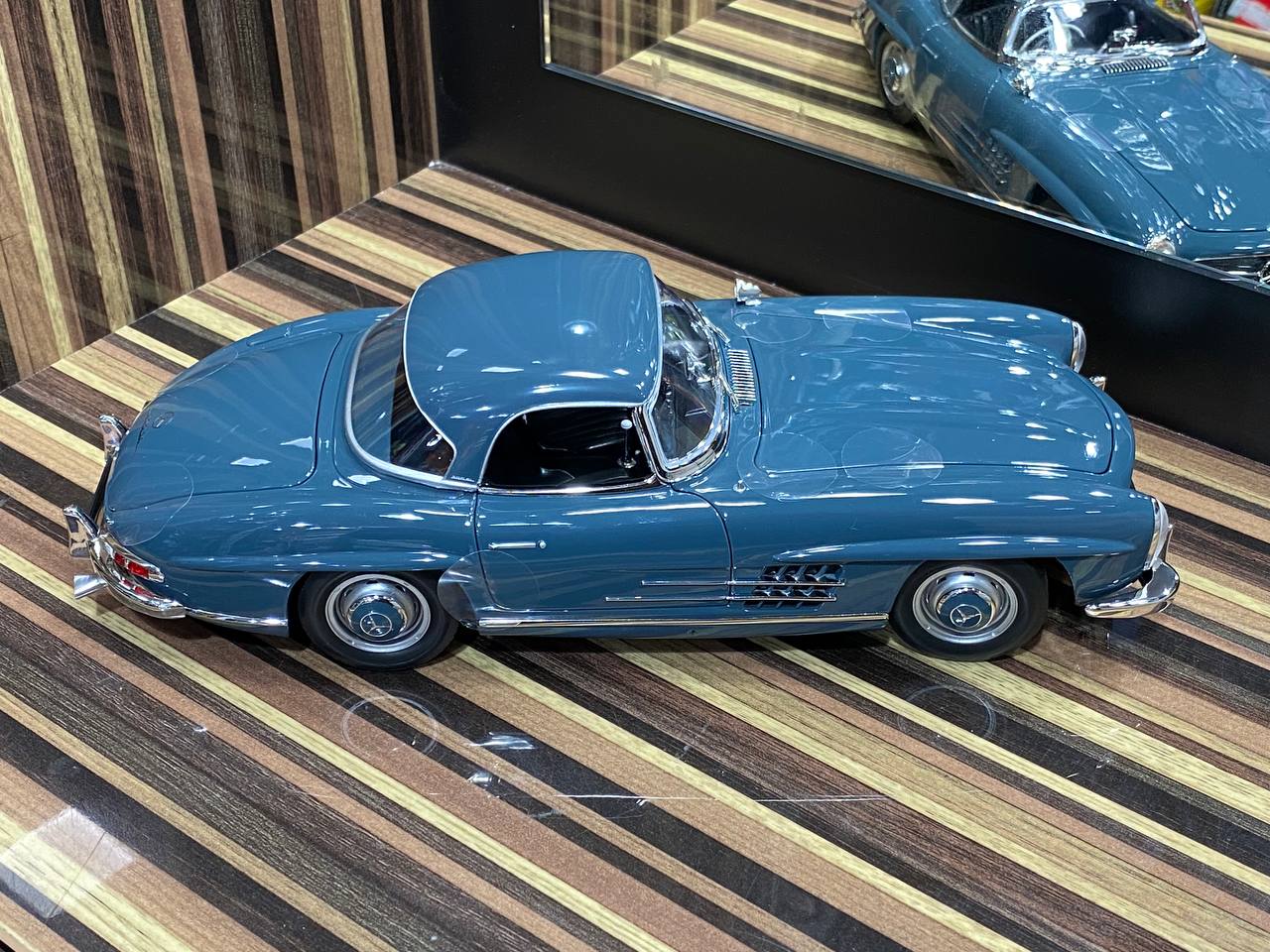 1/18 Diecast Mercedes-Benz 300SL Roadster Blue Norev Scale Model Car
