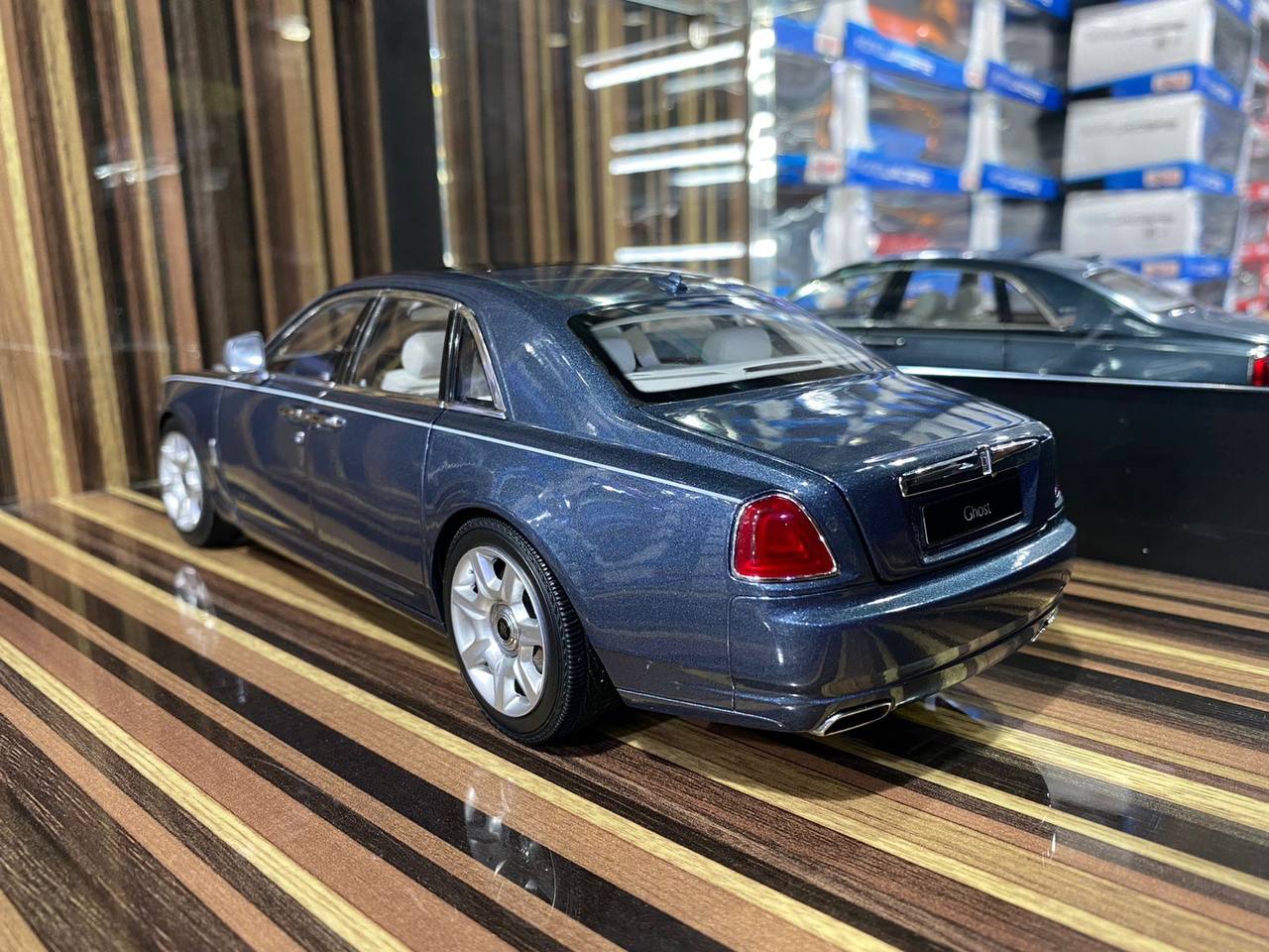 1/18 Diecast Rolls-Royce Ghost Kyosho Scale Model Car