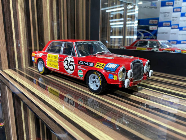 1/18 Mercedes-Benz 300SEL 6.8 Minichamps Red Diecast Model