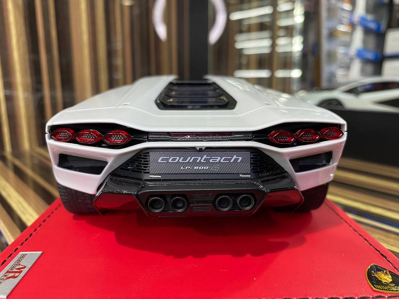 Lamborghini Countach LP 800-4 MR