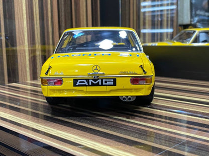 Mercedes-Benz 300SEL 1971 Minichamps