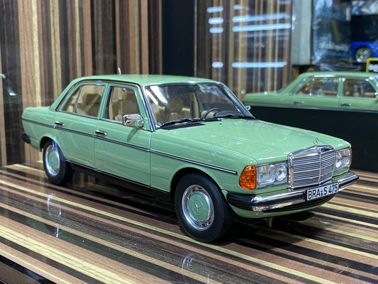 1/18 Diecast Mercedes-Benz 200 1982 Green Norev Scale Model Car