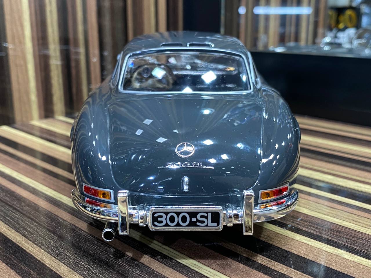 Mercedes-Benz 300SL Coupe Minichamps