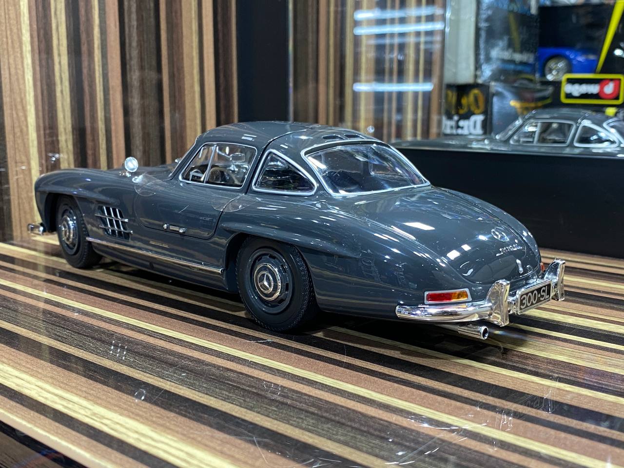 Mercedes-Benz 300SL Coupe Minichamps