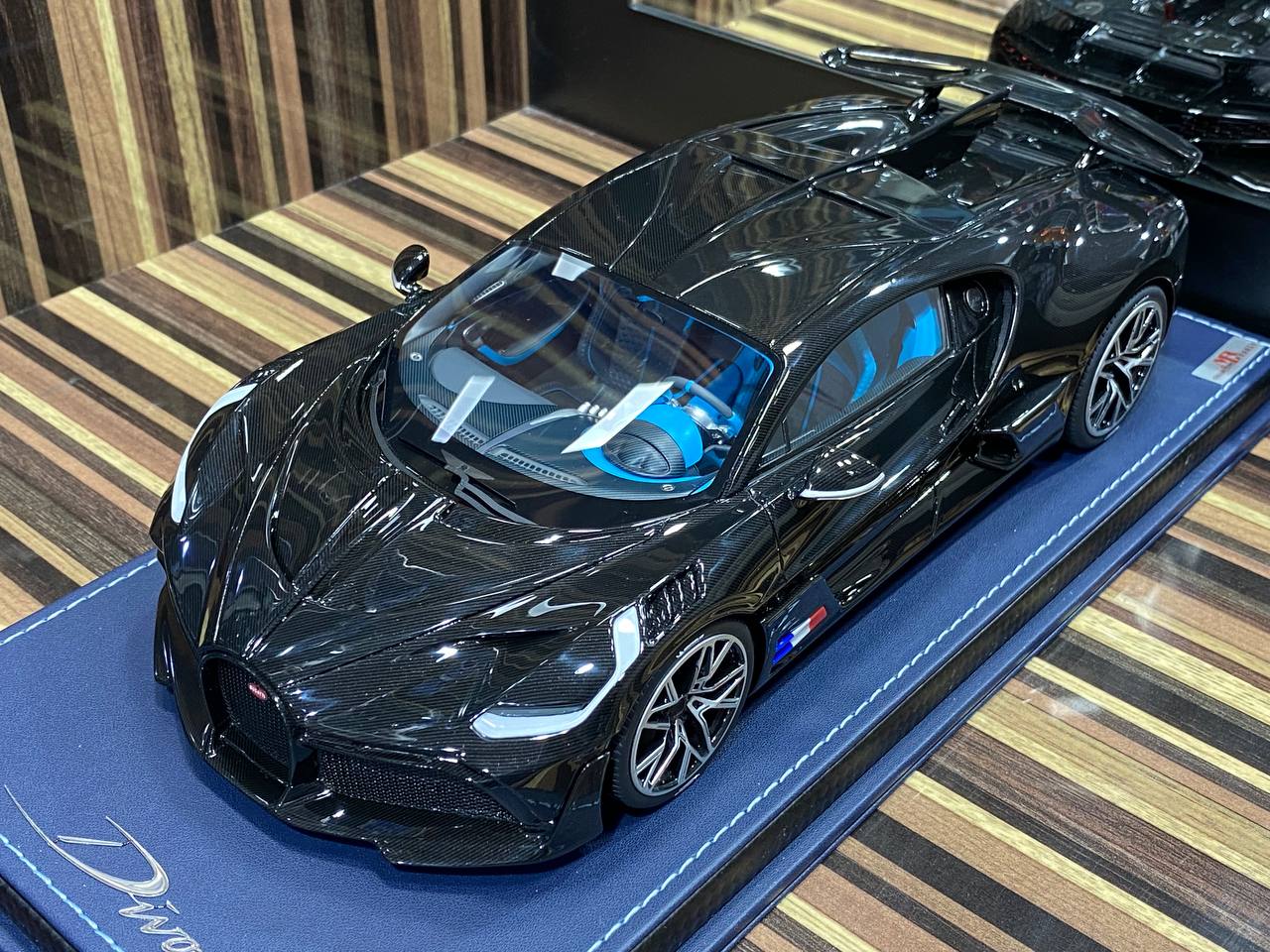 Bugatti Divo MR