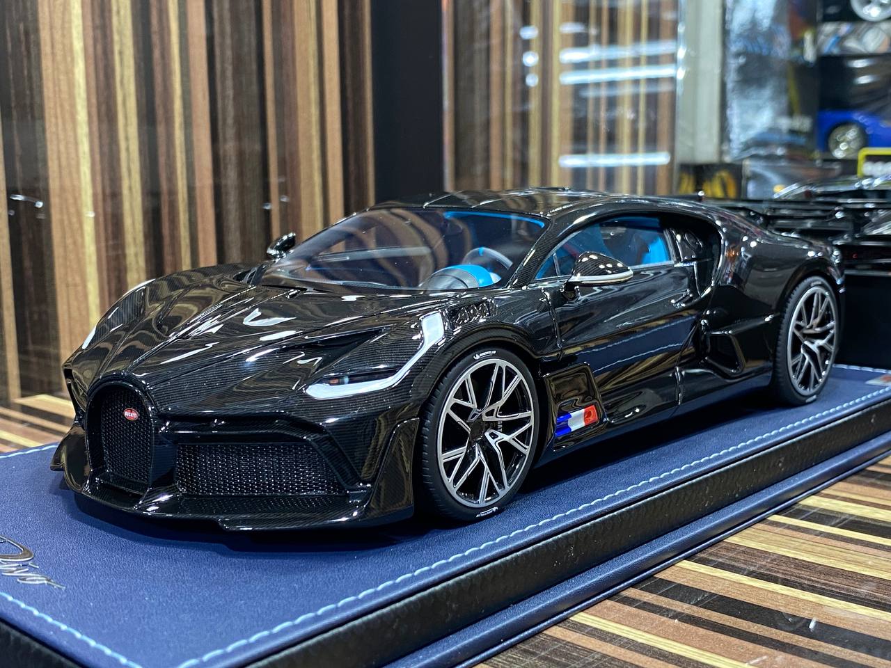 Bugatti Divo MR