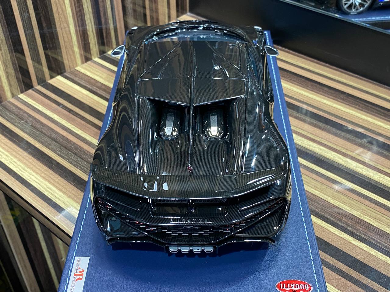 Bugatti Divo MR