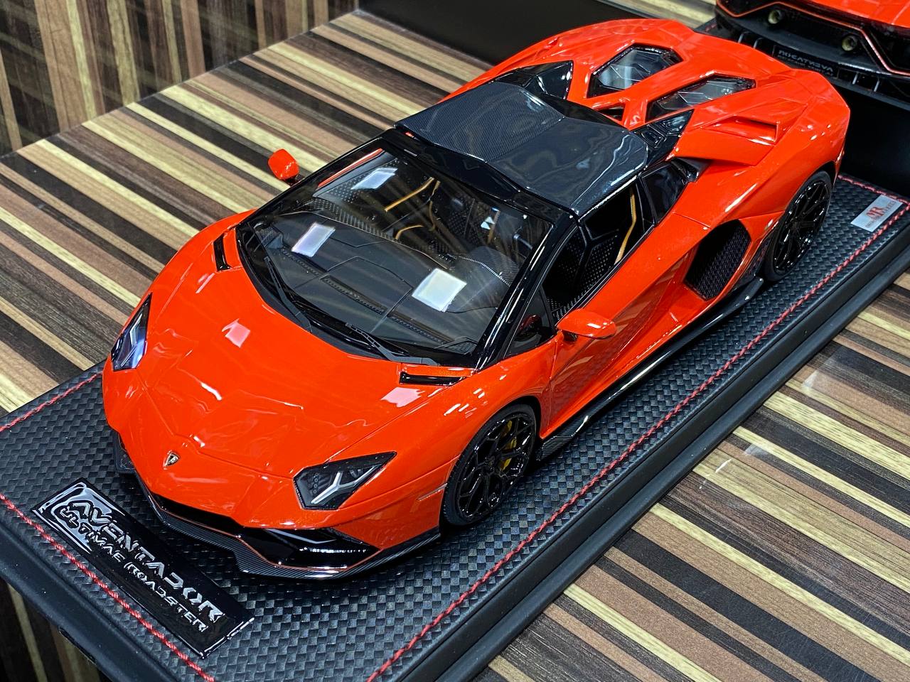 1/18 Resin Lamborghini Aventador Ultimae Road Red by MR