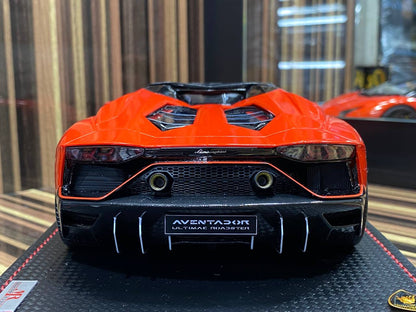 1/18 Resin Lamborghini Aventador Ultimae Road Red by MR