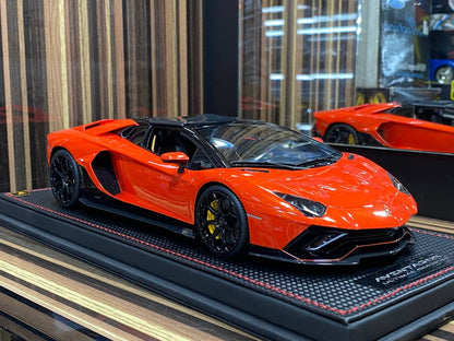 1/18 Resin Lamborghini Aventador Ultimae Road Red by MR