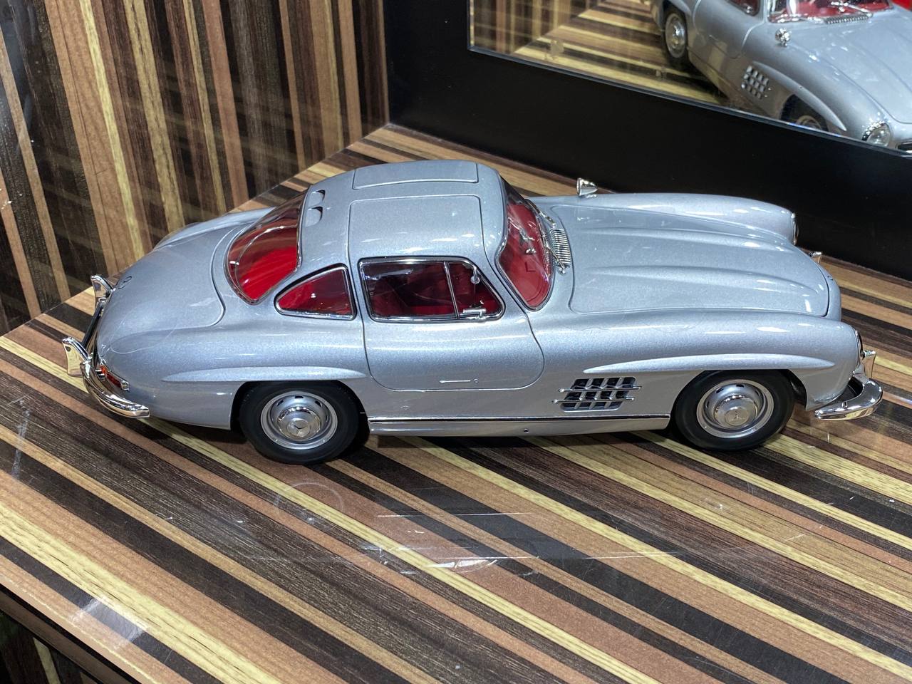 1/18 Diecast Mercedes-Benz 300SL 1954 Silver Norev Scale Model Car