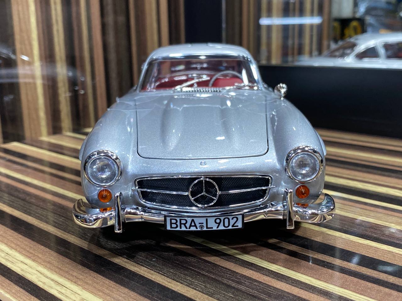 1/18 Diecast Mercedes-Benz 300SL 1954 Silver Norev Scale Model Car