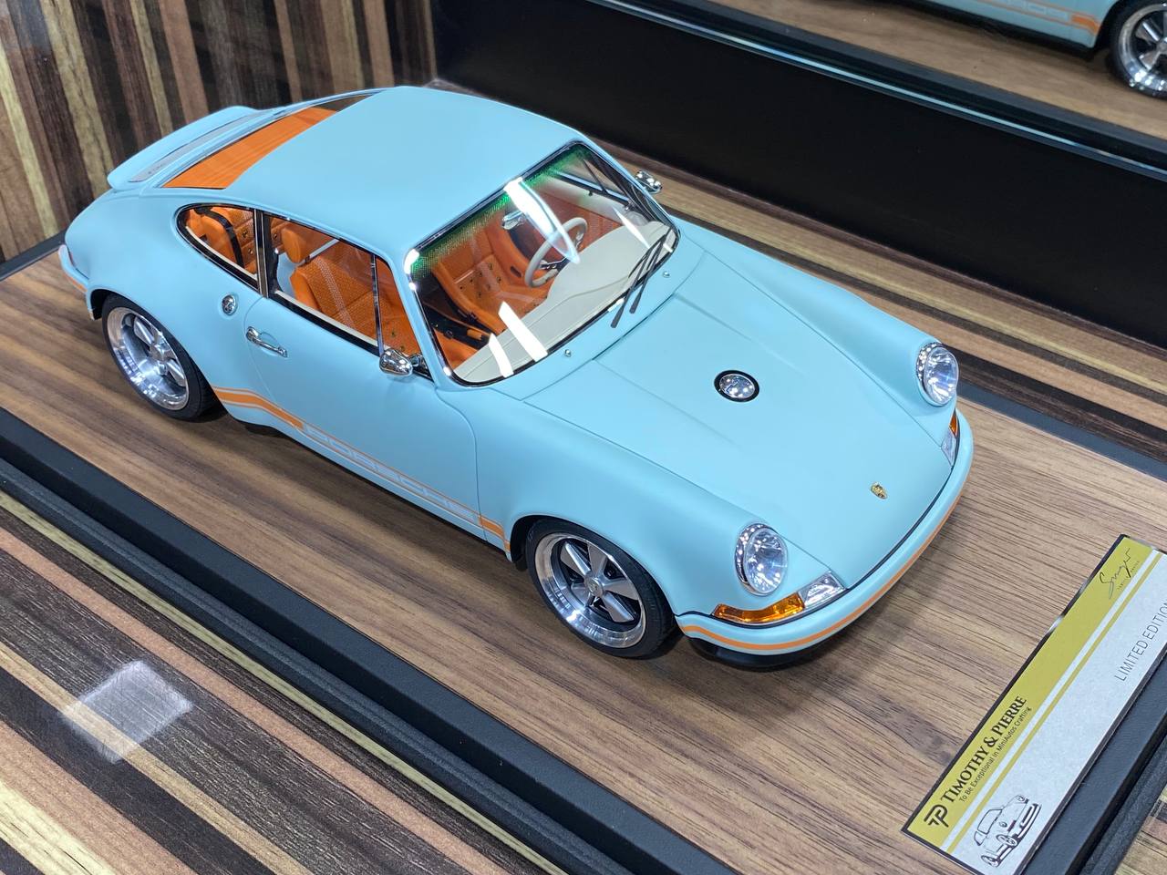 Porsche Singer 911 Timothy & Pierre