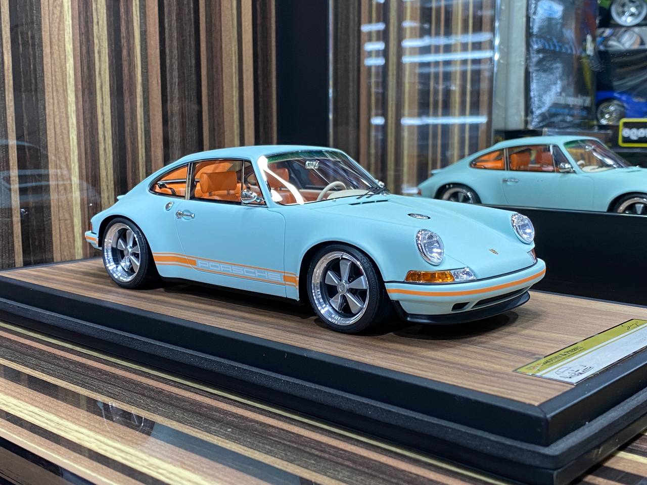Porsche Singer 911 Timothy & Pierre