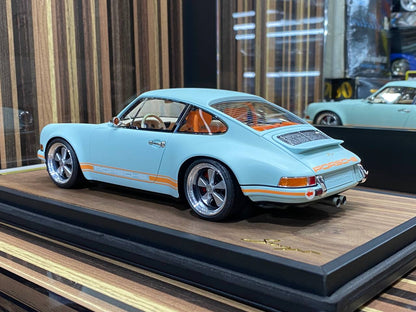 Porsche Singer 911 Timothy & Pierre