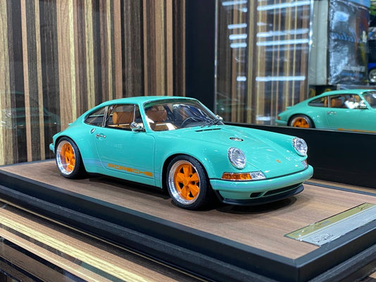 Porsche Singer 911 Timothy&Pierre