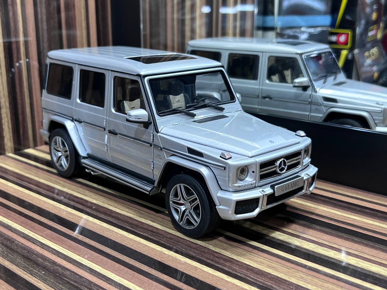 1/18 Diecast Mercedes-Benz AMG G-63 Almost Real Scale Model Car