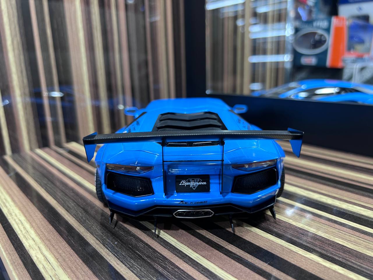 1/18 Diecast Lamborghini Aventador LBWK Sky Blue AutoArt Scale Model Car