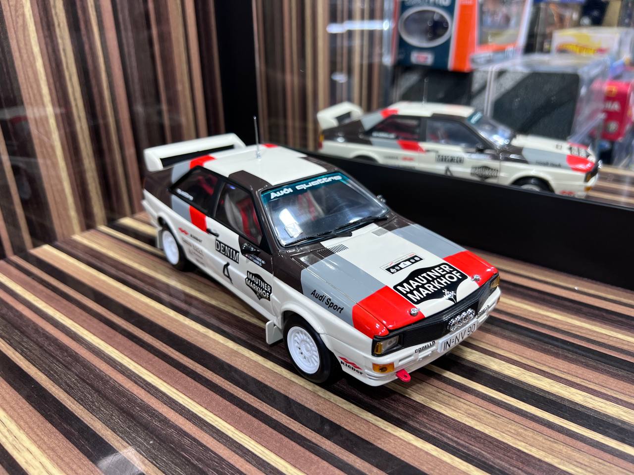 1/18 Audi Quattro Coupe 1981 Janner Rallye Sun Star White