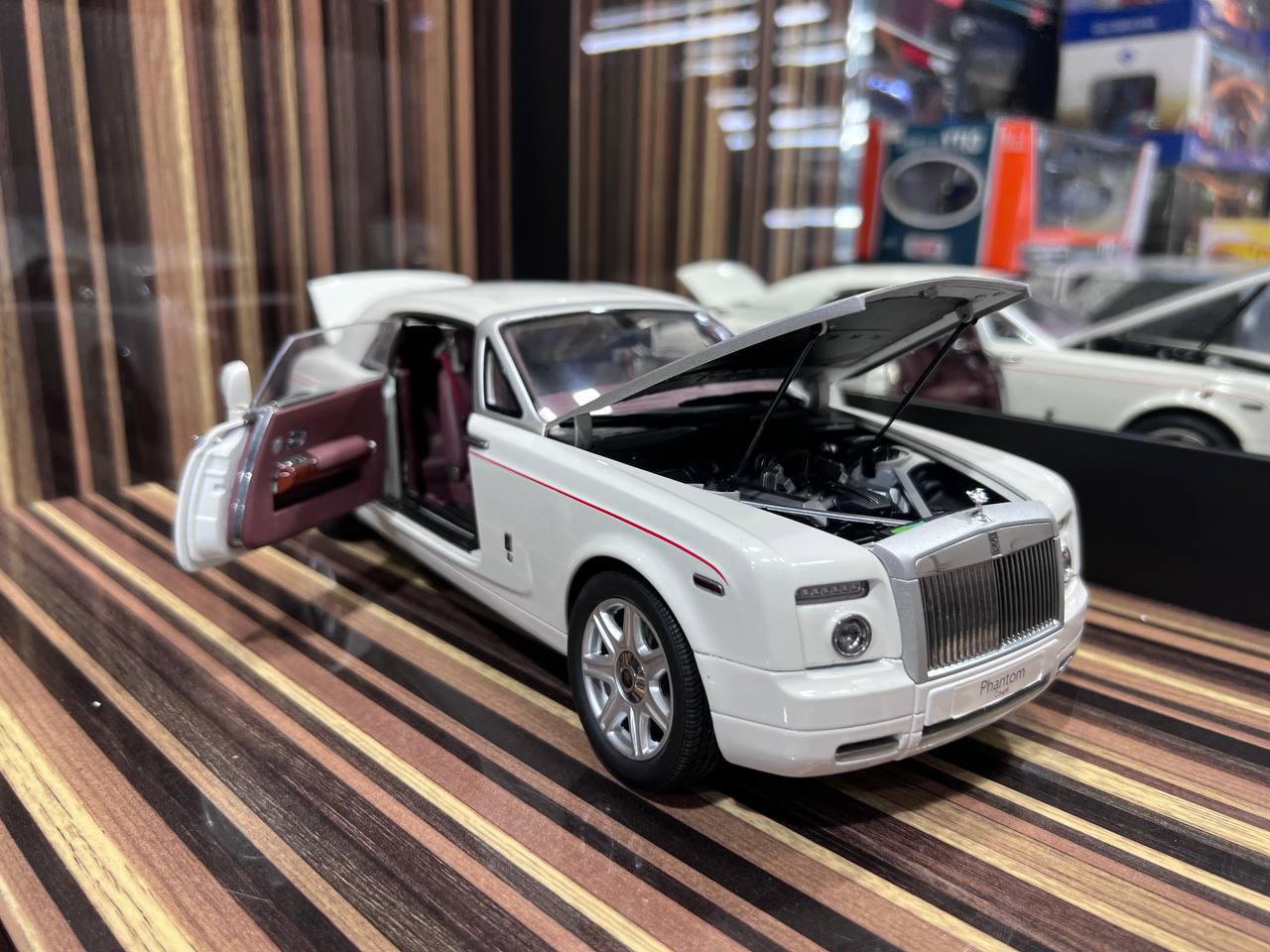 1/18 Diecast Rolls-Royce Phantom Coupe Kyosho Scale Model Car