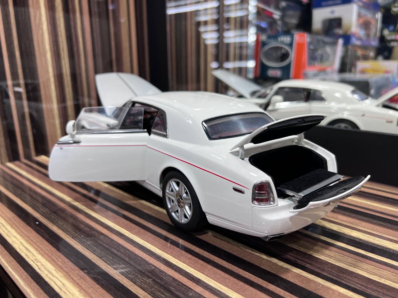 1/18 Diecast Rolls-Royce Phantom Coupe Kyosho Scale Model Car