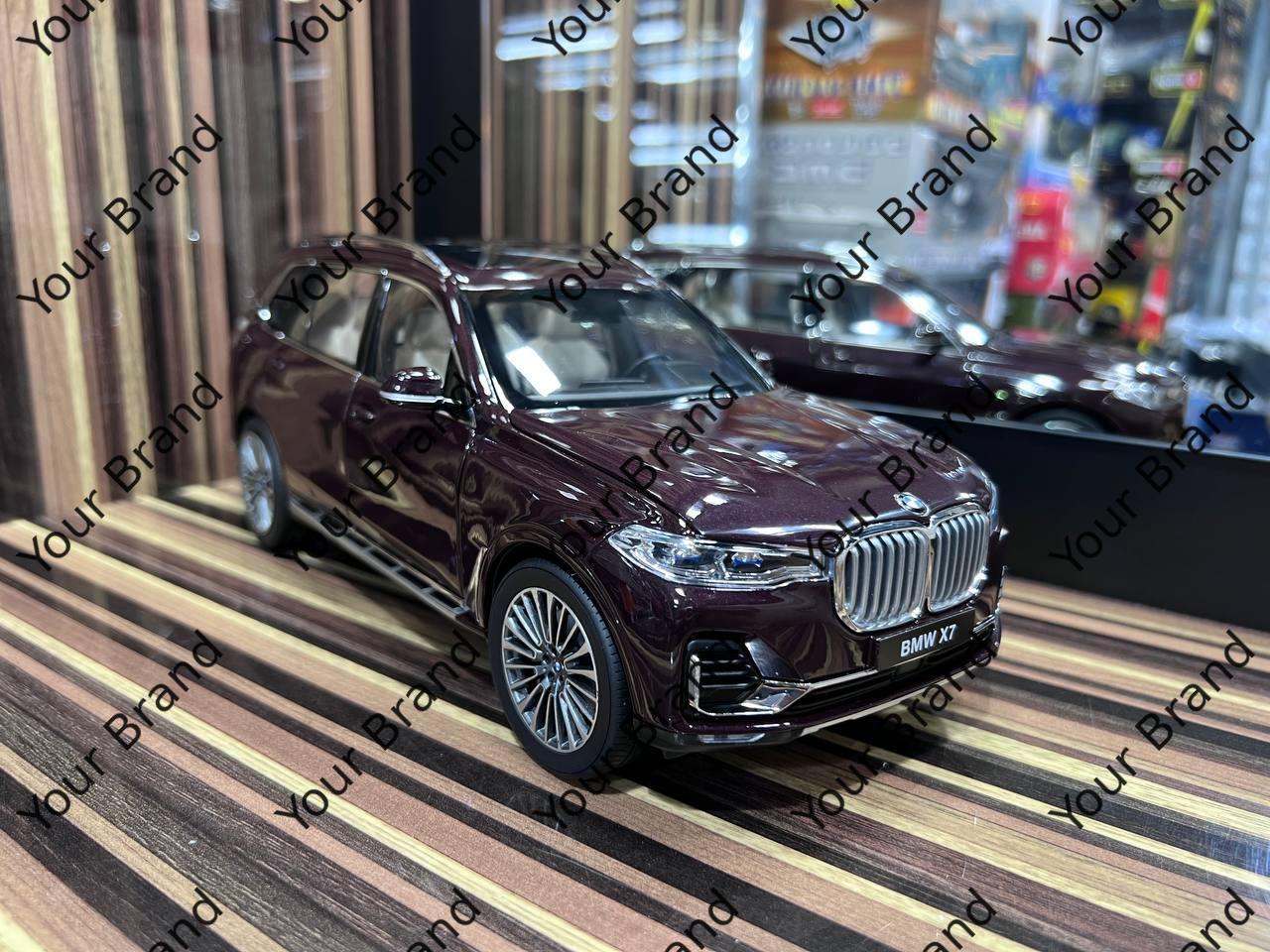 1/18 Diecast BMW X7 Kyosho Scale Model Car - Diecast model car by dturman.com - Kyosho