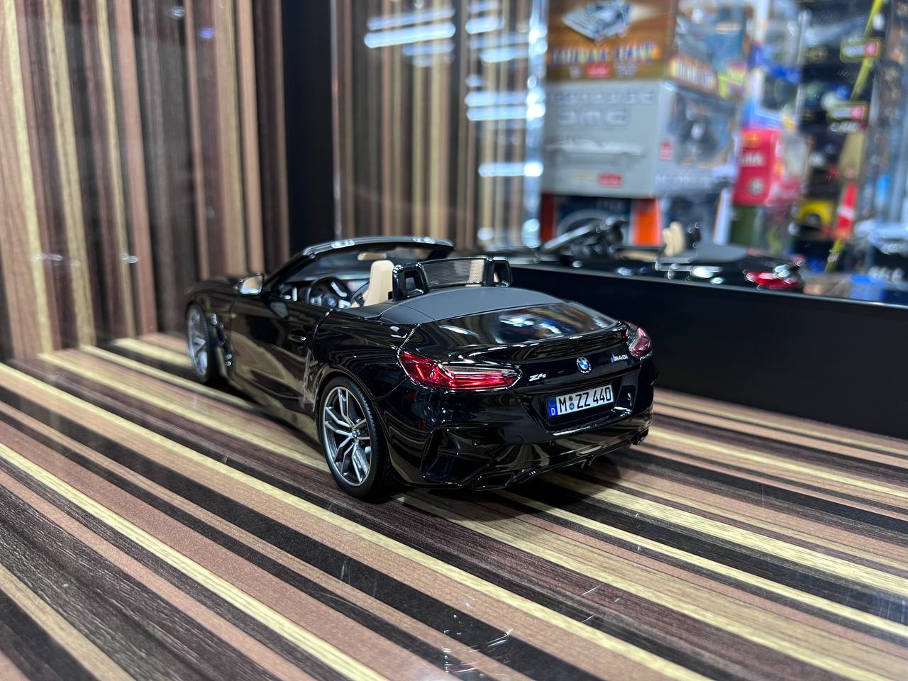 1/18 Diecast BMW Z4 2019 Norev Scale Model Car - Diecast model car by dturman.com - Norev