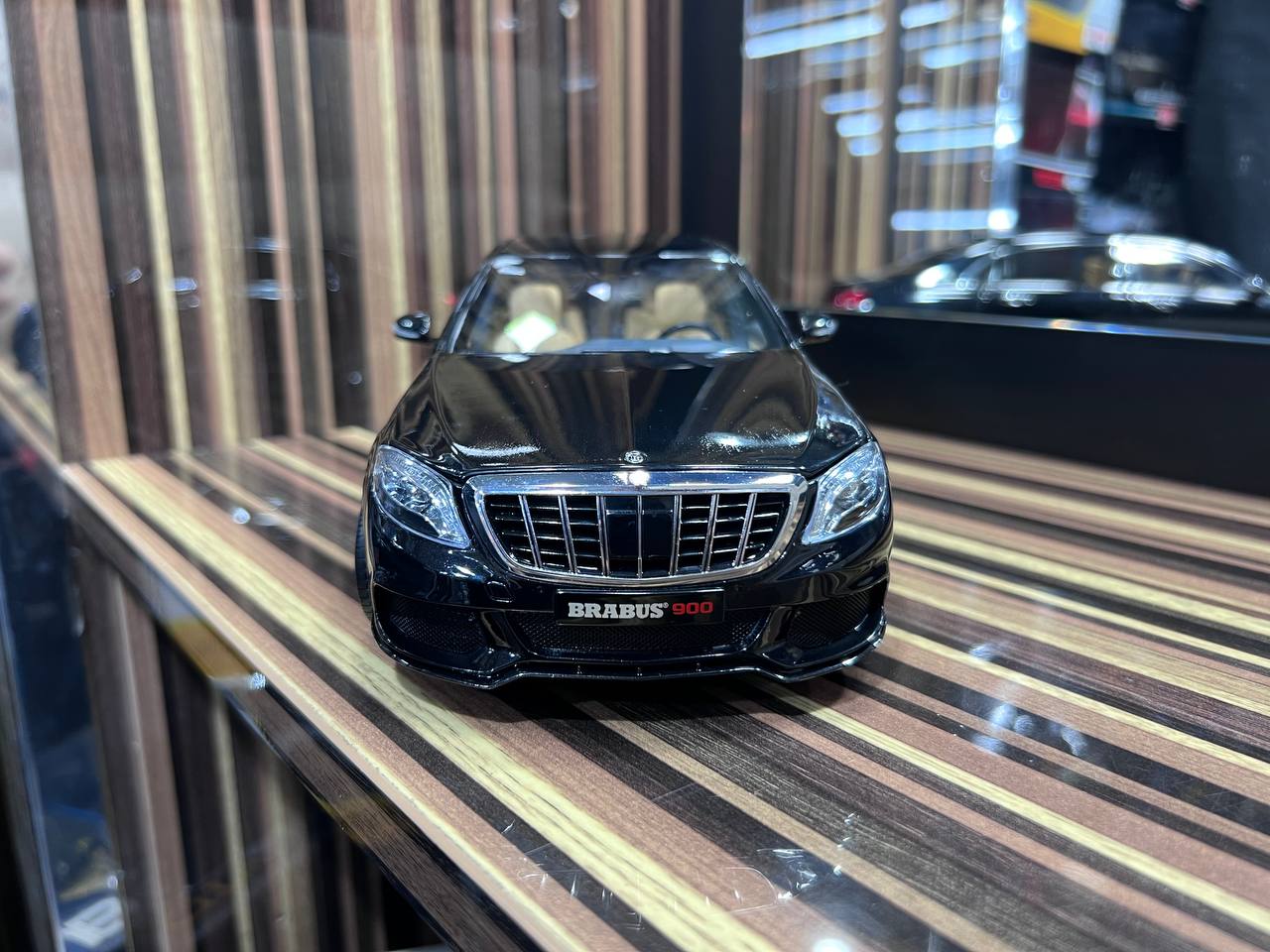 1/18 diecast Mercedes-Maybach Brabus 900 S-Class Black Almost Real Scale Model Car
