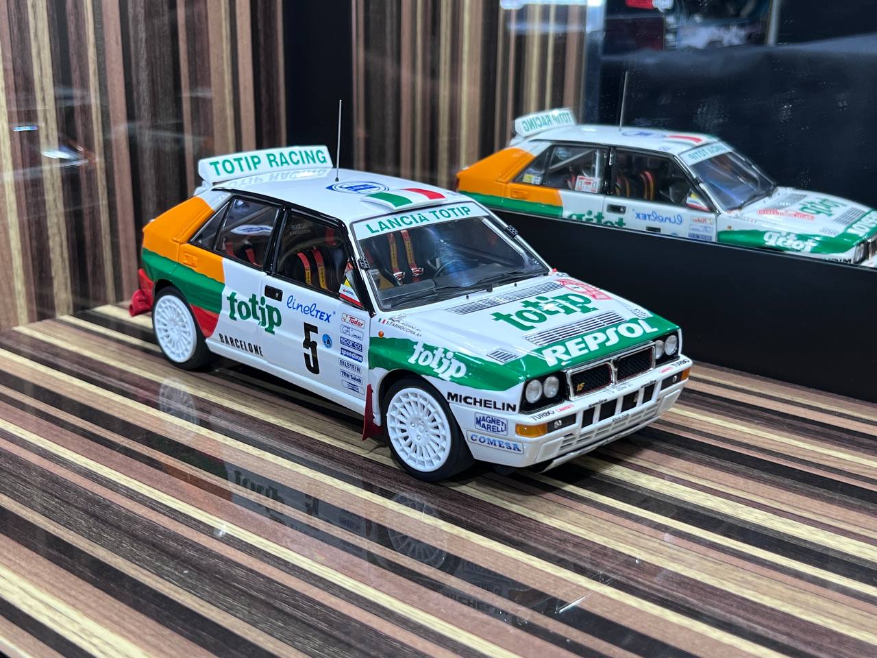 1/18 Diecast Lancia Delta HF Integrale 1993 Monte Carlo Kyosho Scale Model Car