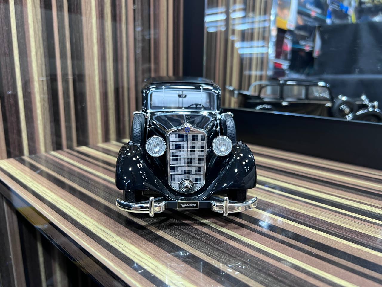 Mercedes-Benz 260D Pullman 1936 Triplenine