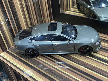 1/18 Audi RS 7 KengFai Silver Model Car
