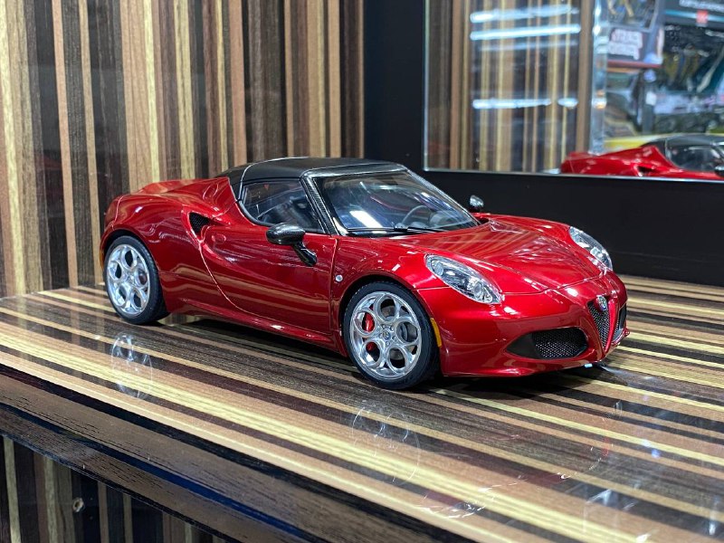 Alfa Romeo 4C 1/18e Autoart - Collection Alfa Romeo 4C 1/18e Autoart - Collection