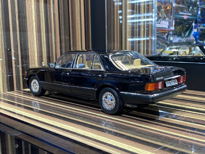 1/18 Diecast Mercedes-Benz 560 SEL 1989 Black Norev Scale Model Car