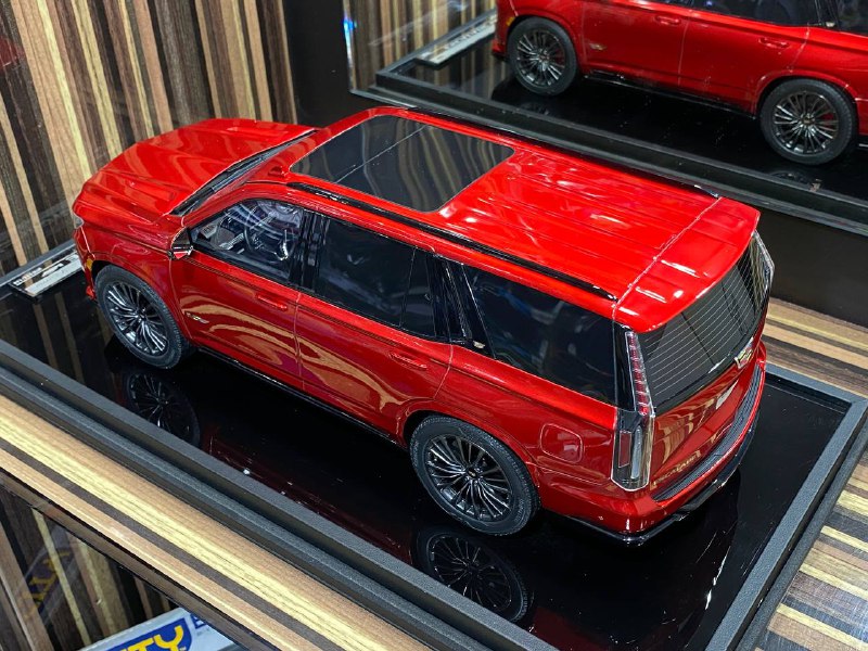 1/18 Resin Cadillac Escalade V Red Model Car by MotorHelix