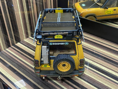 1/18 Diecast Land Rover Discovery Series 1 "Camel Trophy Kalimantan 1996" Dirt Version Almost Real Scale Model Car