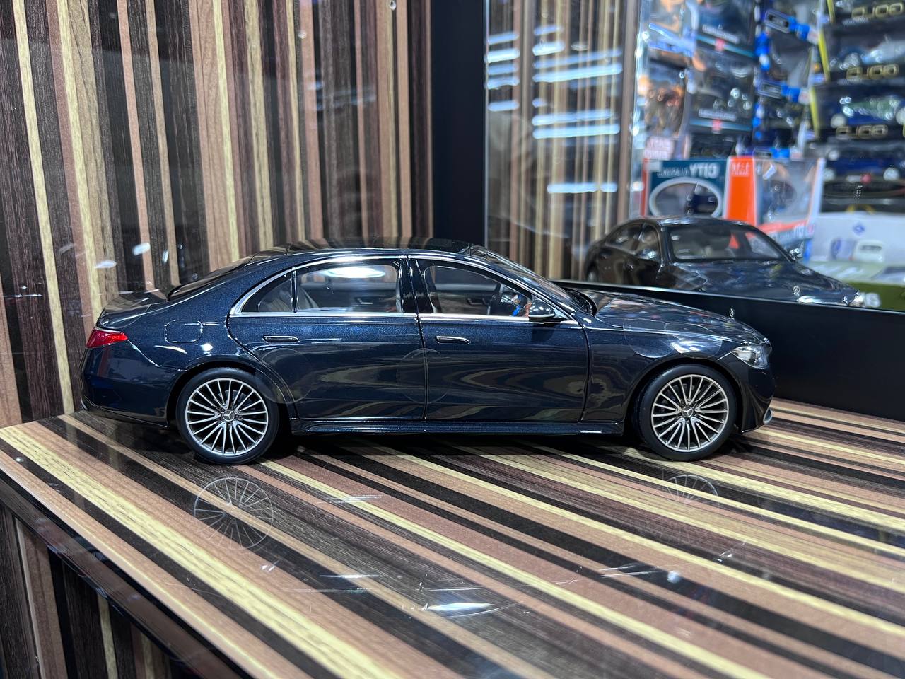 1/18 Diecast Mercedes-Benz S-Class AMG Line 2021 W223 Dark Blue Norev Scale Model Car