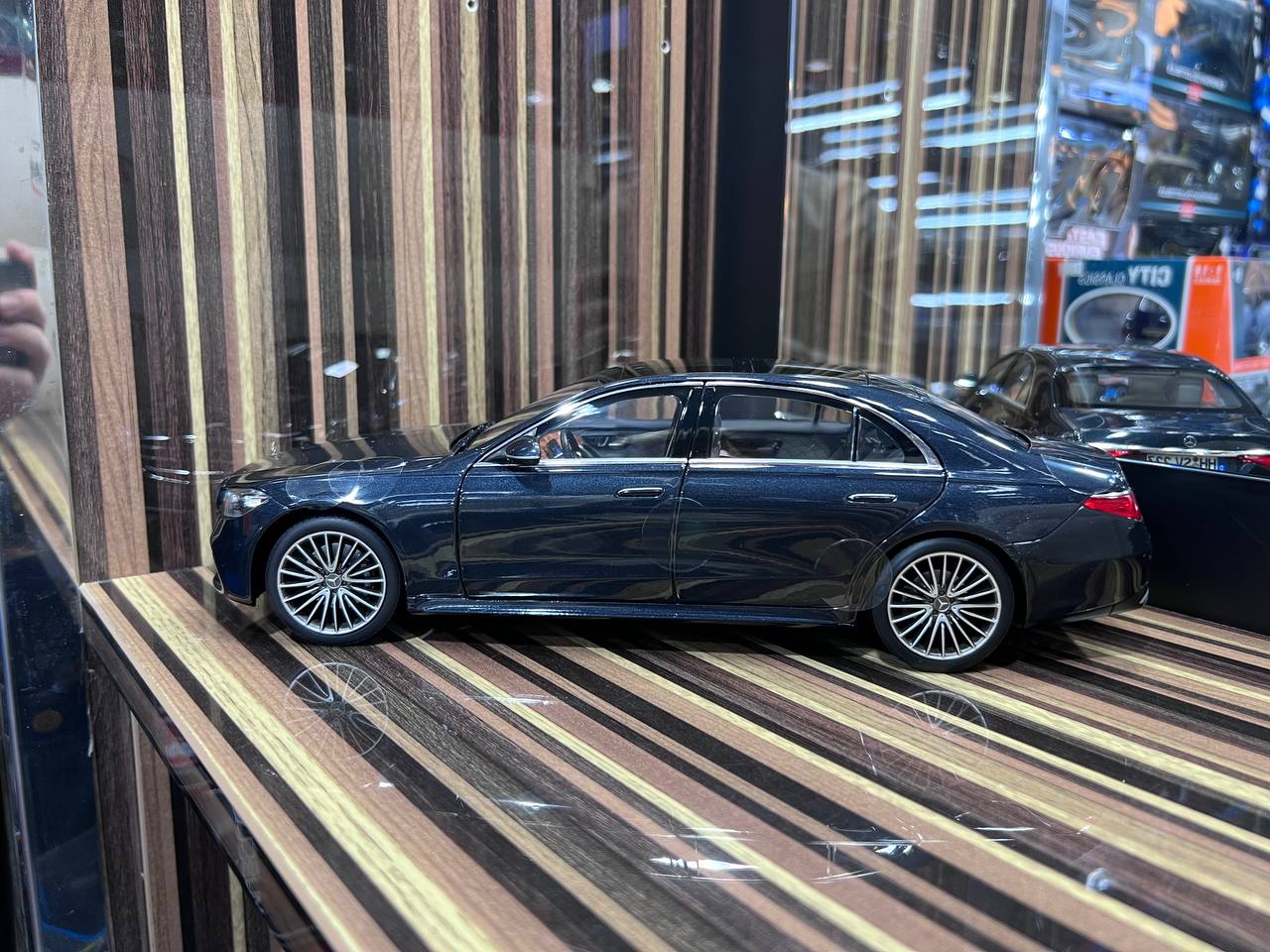 1/18 Diecast Mercedes-Benz S-Class AMG Line 2021 W223 Dark Blue Norev Scale Model Car