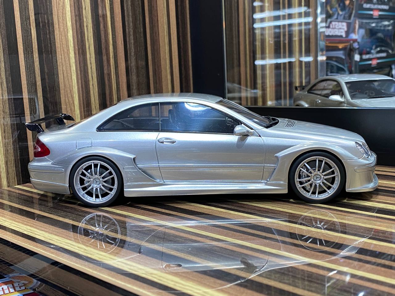 1/18 Resin Mercedes-Benz CLK AMG 2004 Silver Model Car by Otto