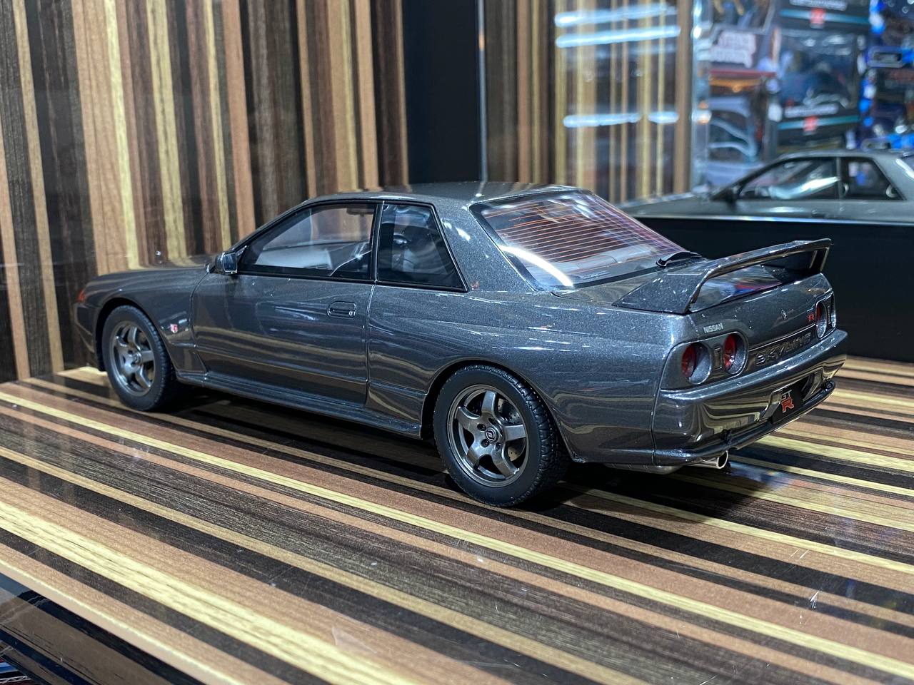 1/18 Nissan Skyline GT-R R32 Otto Grey Model Car